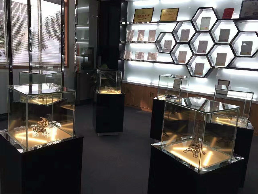 showroom.jpg